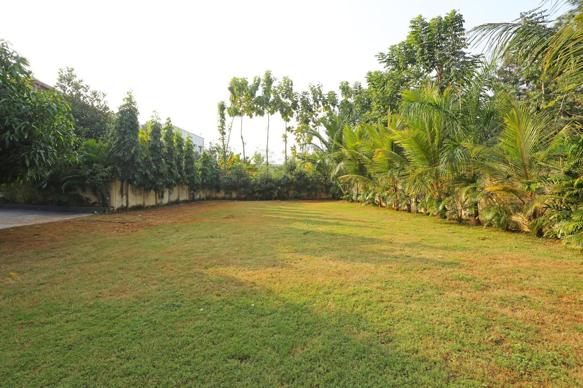 Oyo Stellar Resort บูบันเนสชวาร์ ภายนอก รูปภาพ